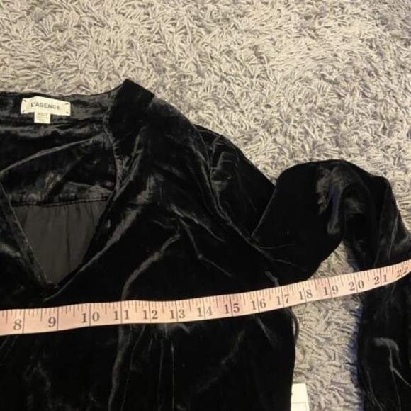 L’AGENCE NEW Marcella Wrap Effect Velvet Bodysuit In Black Size XS $450.00 - Picture 15 of 16